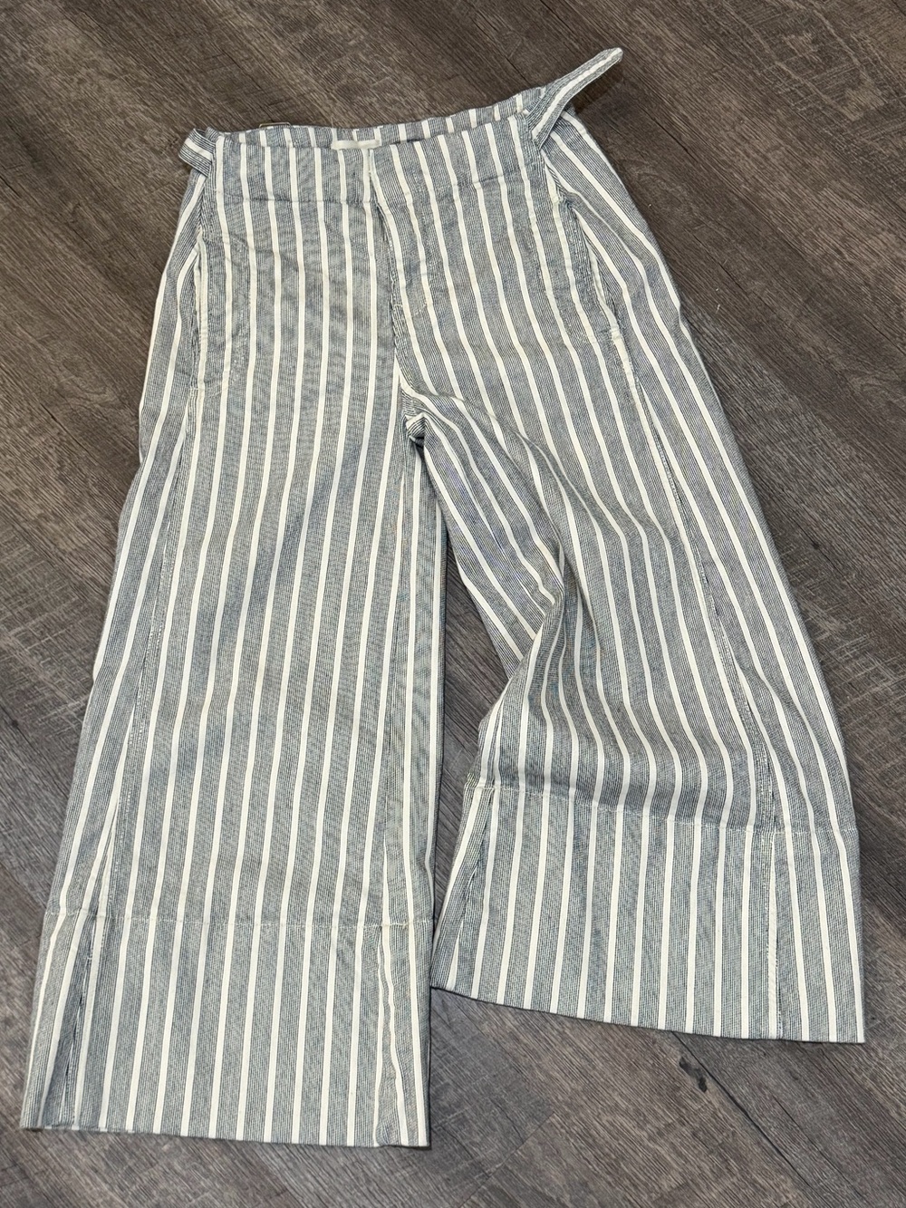 PILCRO Striped Wide-Leg Cropped Pants